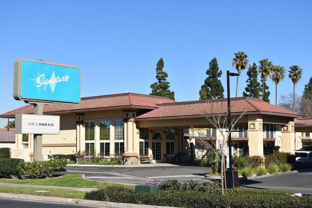 Signature Anaheim Maingate Εξωτερικό φωτογραφία